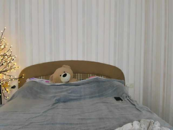 Dariadeluxe webcam model stream image