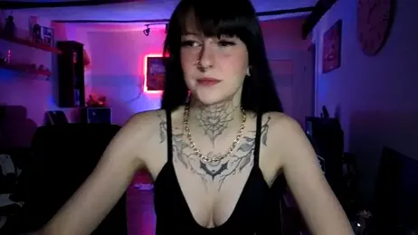 BlueVelvetBat webcam model stream image