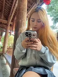 yuki_june webcam model stream image