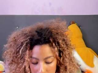 harmonyhill webcam model stream image