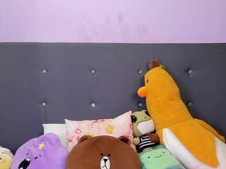 harmonyhill webcam model stream image