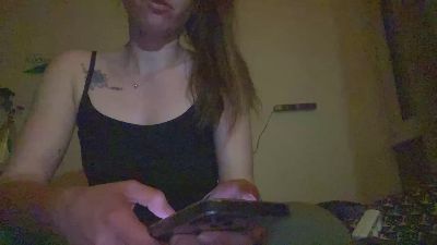 Hashleey webcam model stream image