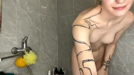 MiriamDongo webcam model stream image