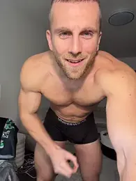 trainwithme webcam stripchat model stream image