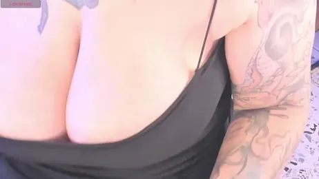 VampGirl1 webcam model stream image