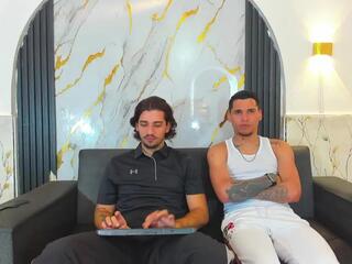 Lewis & Charlie webcam model stream image