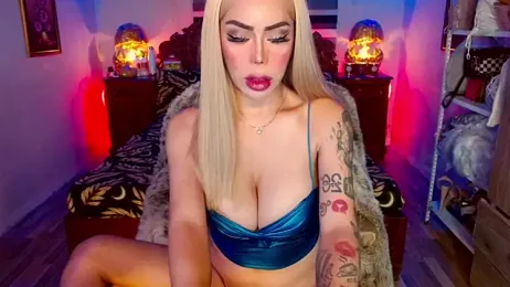 _QueenGoddess_ webcam model stream image