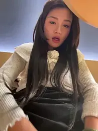 Asia-GoodLuck webcam model stream image