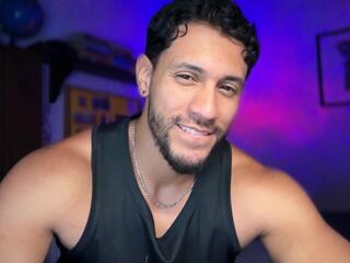Vorian Cavallieri webcam model stream image