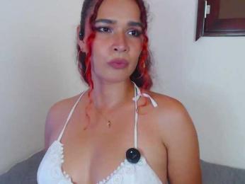 Bikergiirl webcam model stream image