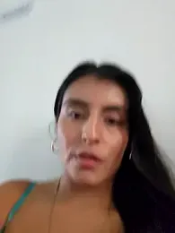 Aliisha_ webcam model stream image