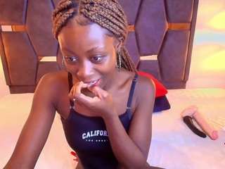 sara-naugty webcam model stream image