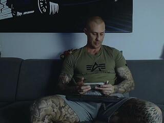 Calvin Hunt webcam flirt4free model stream image