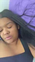 Eumileninha webcam model stream image