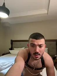 s_eren webcam model stream image