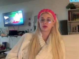 tapthatpiper webcam model stream image