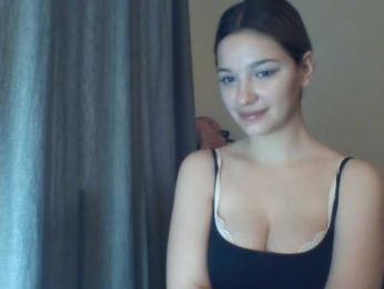 EvelineTop webcam model stream image
