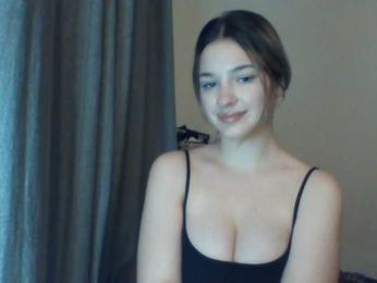 EvelineTop webcam model stream image
