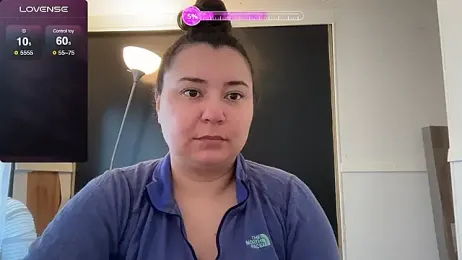 ariahastings942 webcam stripchat model stream image