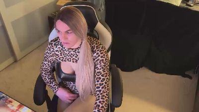 NylonQueen87 webcam model stream image