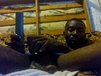 LookingLover34 webcam model stream image