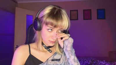 MandaFiore webcam model stream image