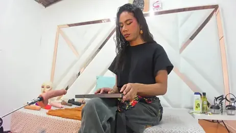 Scarlett_Hot5 webcam model stream image