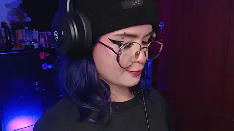 Raventh_ webcam model stream image