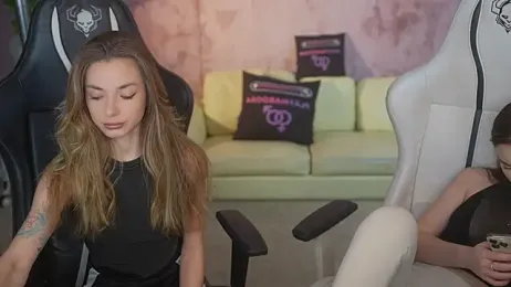 Zlata_Sky webcam model stream image