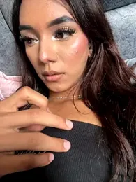 Nikol_Rang__ webcam model stream image