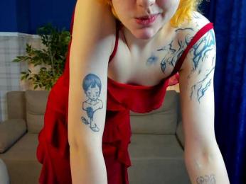 LunaaBee webcam model stream image