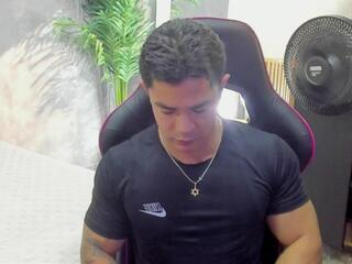 Key Will webcam model stream image