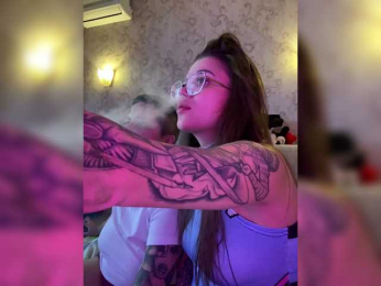 Flipflapfap webcam bongacams model stream image