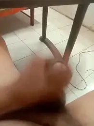 Delhi_boy2 webcam model stream image