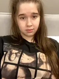 HornyGirlH webcam stripchat model stream image