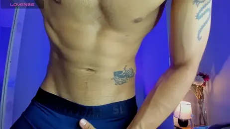 Leo_santoro webcam model stream image