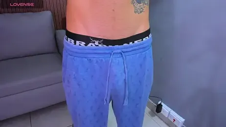 Leo_santoro webcam model stream image