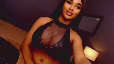 DominantLatina webcam model stream image