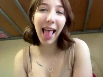 tomokosturgeon webcam model stream image