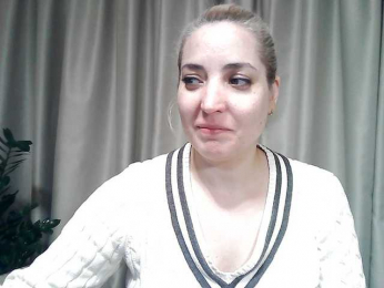 mariska-kiska webcam model stream image