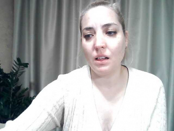 mariska-kiska webcam model stream image