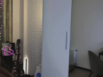 alinabae webcam model stream image