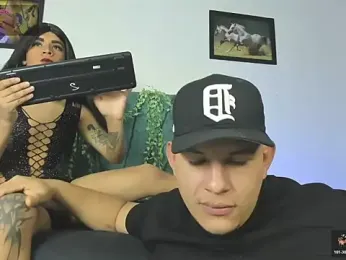 Mia_And_Danny8 webcam model stream image