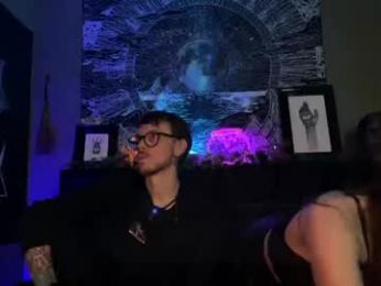 webz_and_kordz webcam model stream image