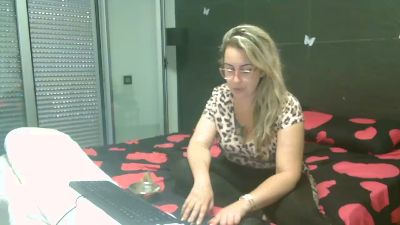 gatitaclau webcam cam4 model stream image