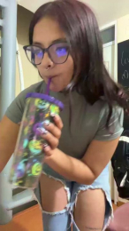 Cata_ webcam model stream image