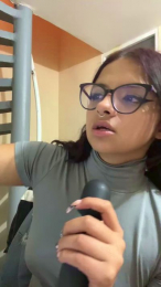 Cata_ webcam model stream image