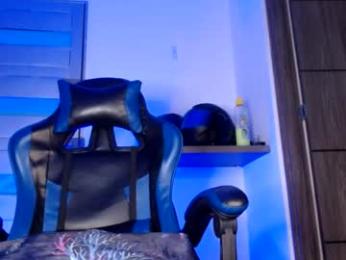 yourfavorite_bigclit webcam model stream image