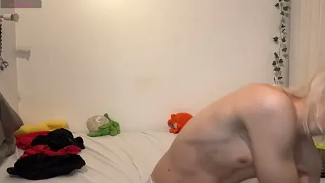 MollyChloe webcam model stream image