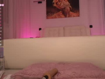 haileygrx webcam model stream image